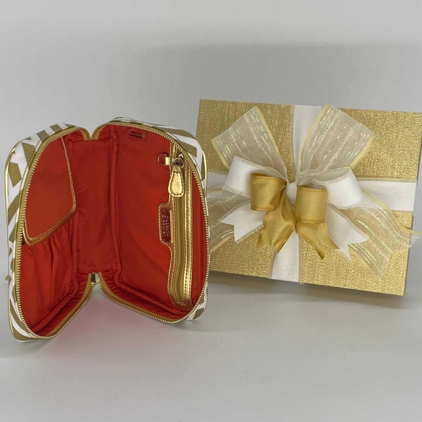 Hudson+Bleecker Travel Accessories